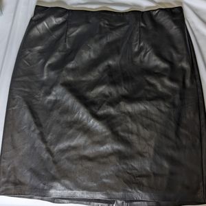 NWT Eloquii Faux Leather Skirt size 22